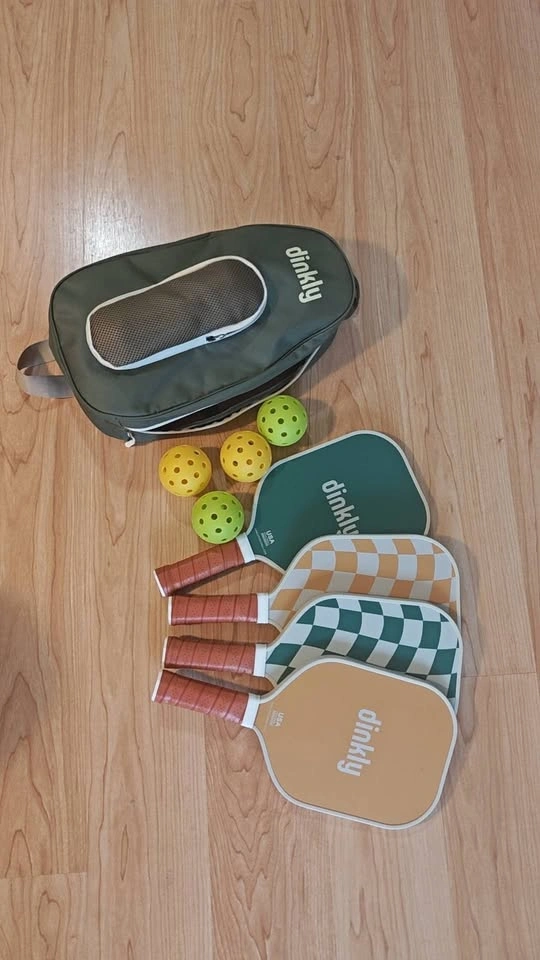 Dinkly Pickleball Set - 4 Paddles + 4 Balls + Bag - photo 2