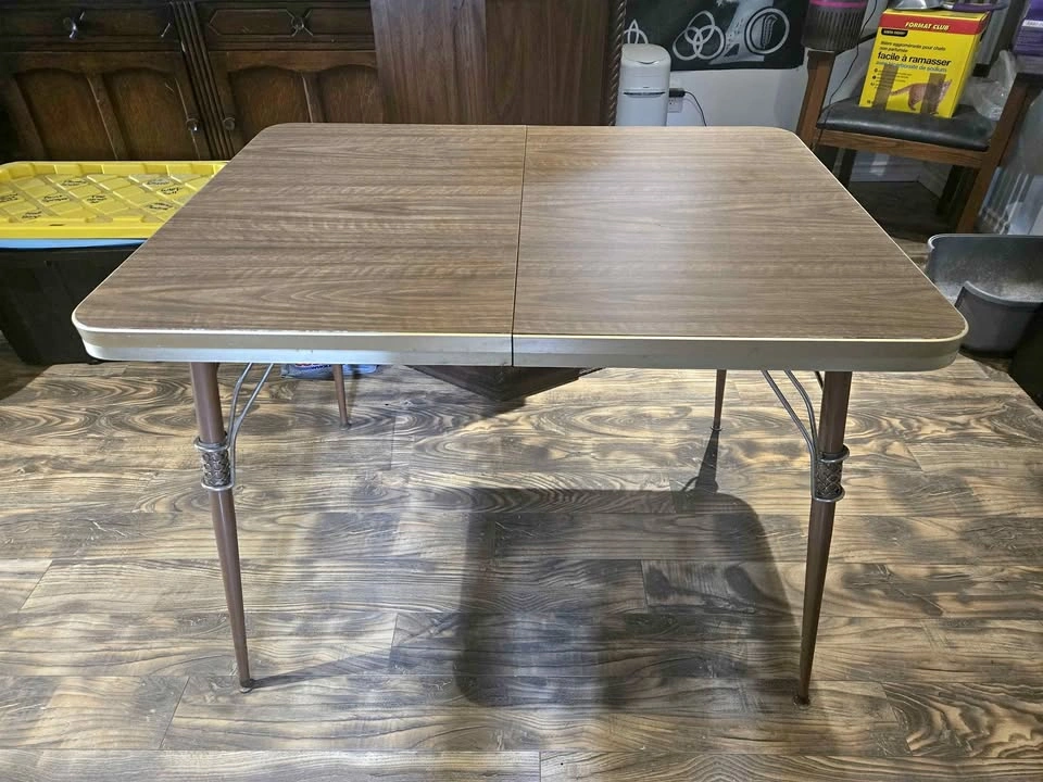 Vintage 50s Brown Wood Grain Formica Table