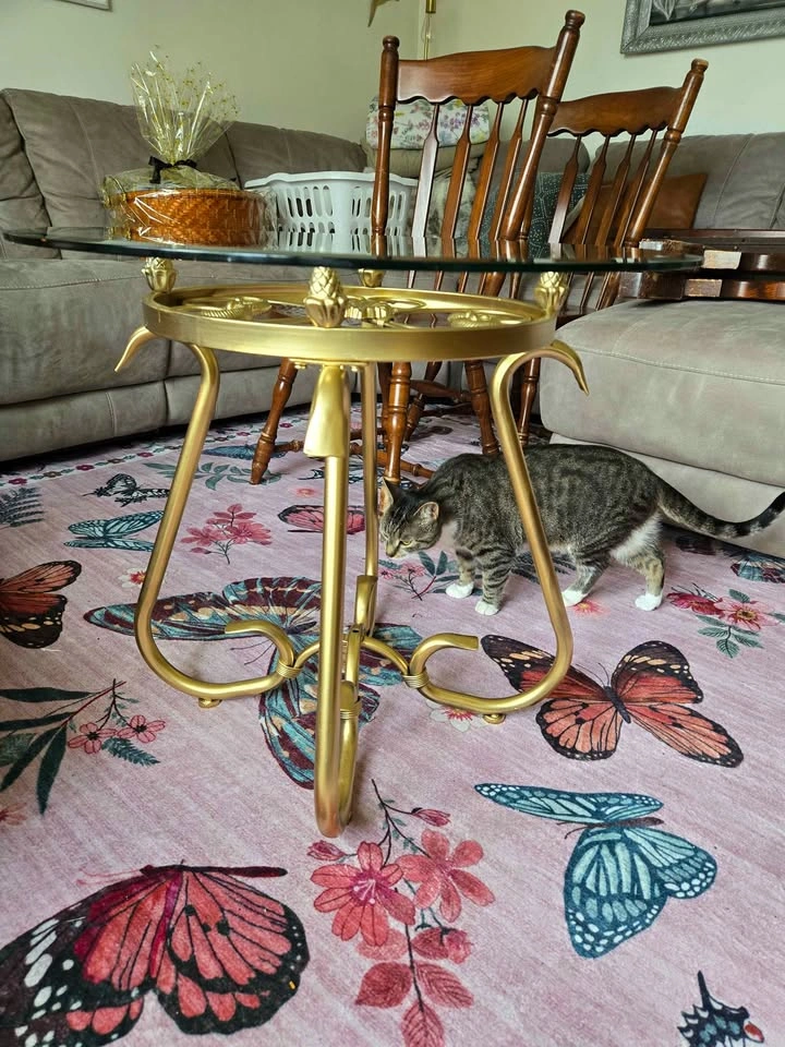Ornate Gold Glass Top Side Table - photo 4