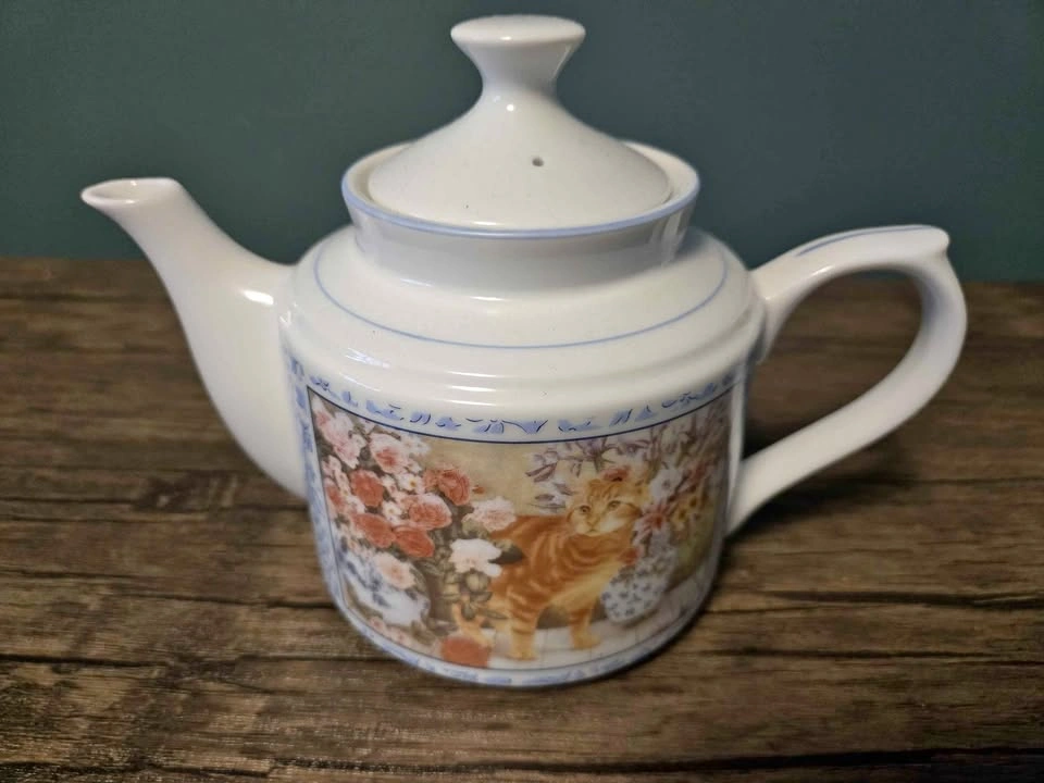 Cute Cat and Floral Teapot