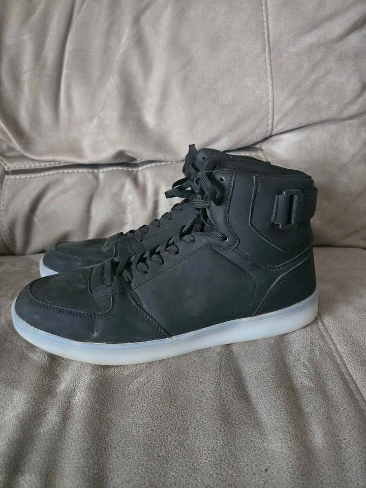 Black High Top Light Up Sneakers - photo 3