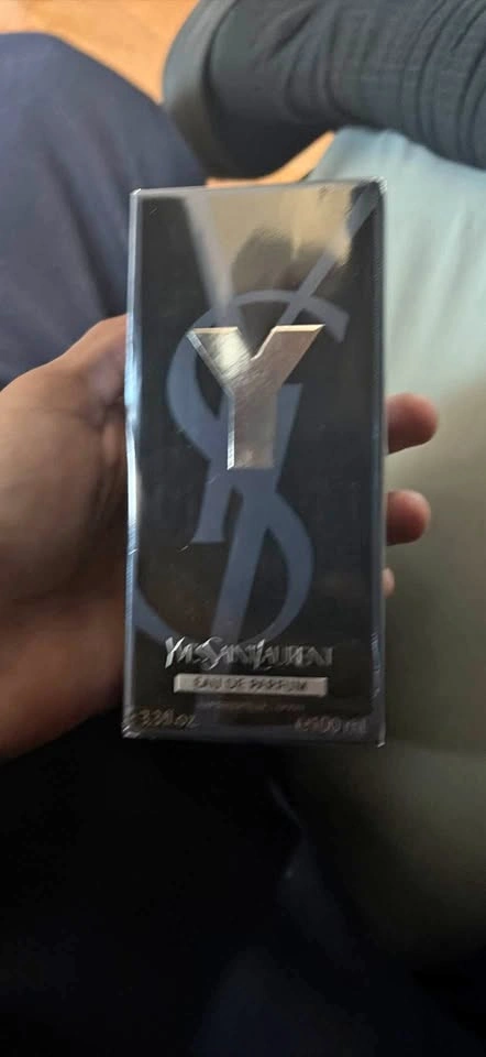 YSL Y Eau de Parfum 100ml New Sealed