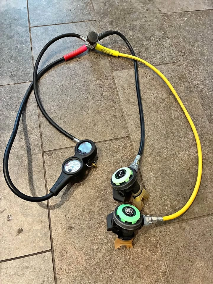 Used Scuba Gear - Mares Regulator, Oceanic Computer, Wetsuit