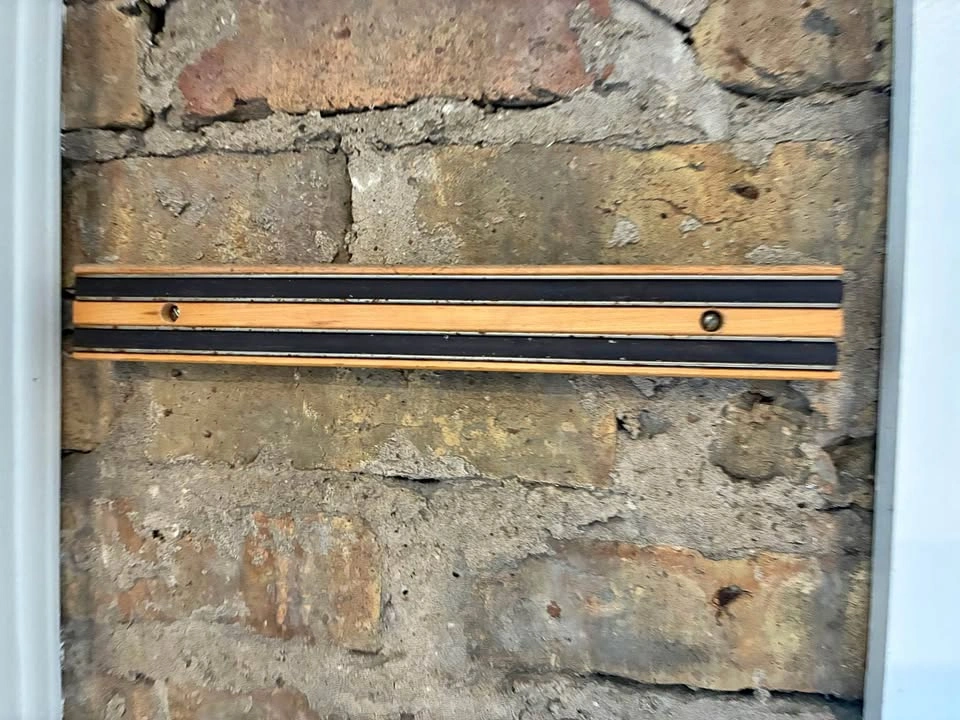 Kitchen Knives, Sharpening Steel & Magnetic Bar
