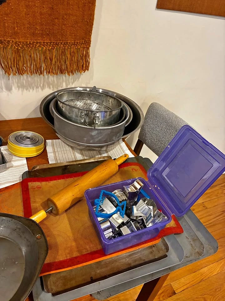 Cookie baking supplies