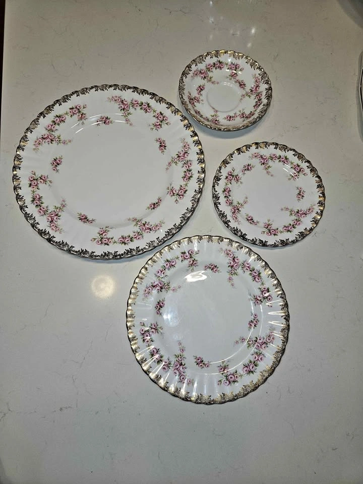 Vintage Royal Albert Dimity Rose 4-Piece Bone China Plate Set