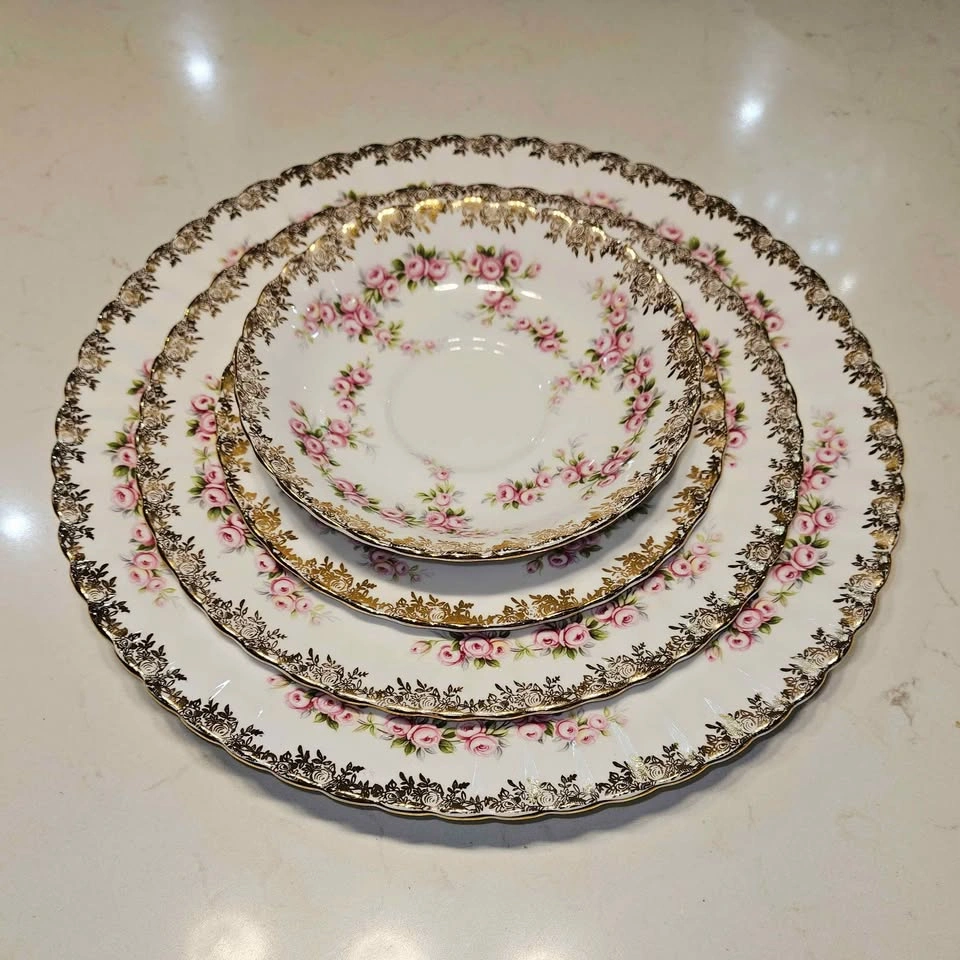 Vintage Royal Albert Dimity Rose 4-Piece Bone China Plate Set - photo 3