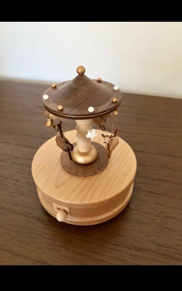 Brand new Wooderful Life Carousel music box - photo 3