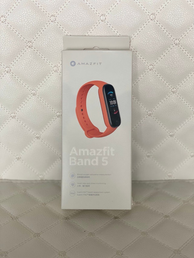 Brand new Amazfit Band 5 fitness tracker watch