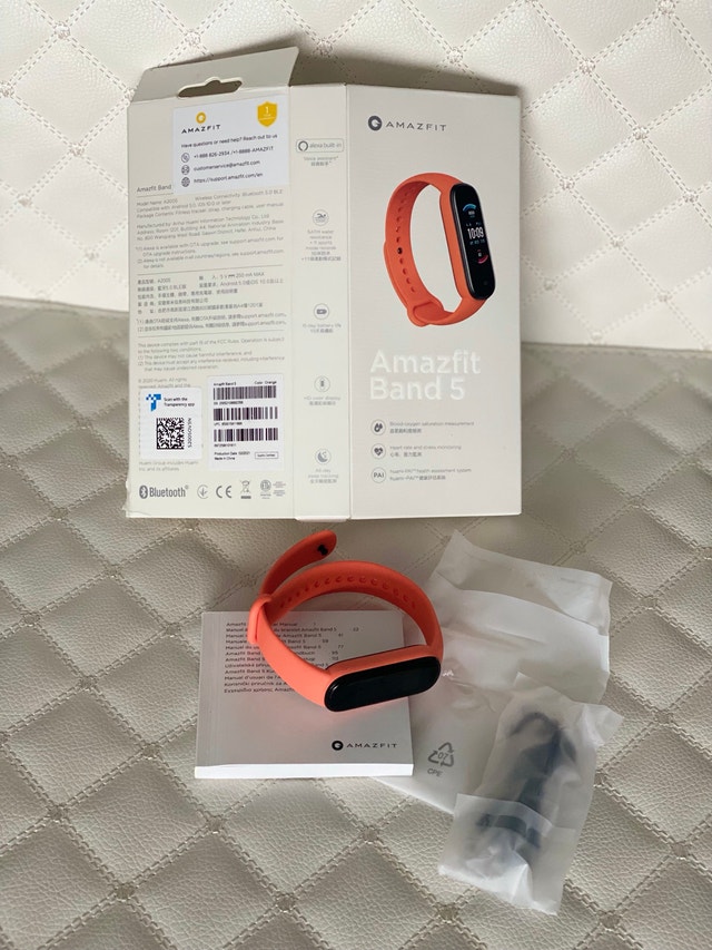 Brand new Amazfit Band 5 fitness tracker watch - photo 5