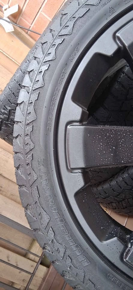22" Rims and Tires - Dynapro AT2 285/45 110T M+S - photo 2