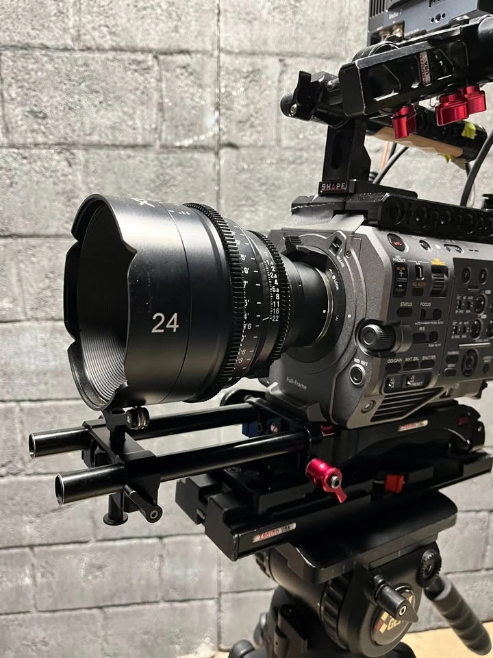 XEEN 24mm T1.5 Cine Lens for Sony E-Mount (Full Frame) - photo 4