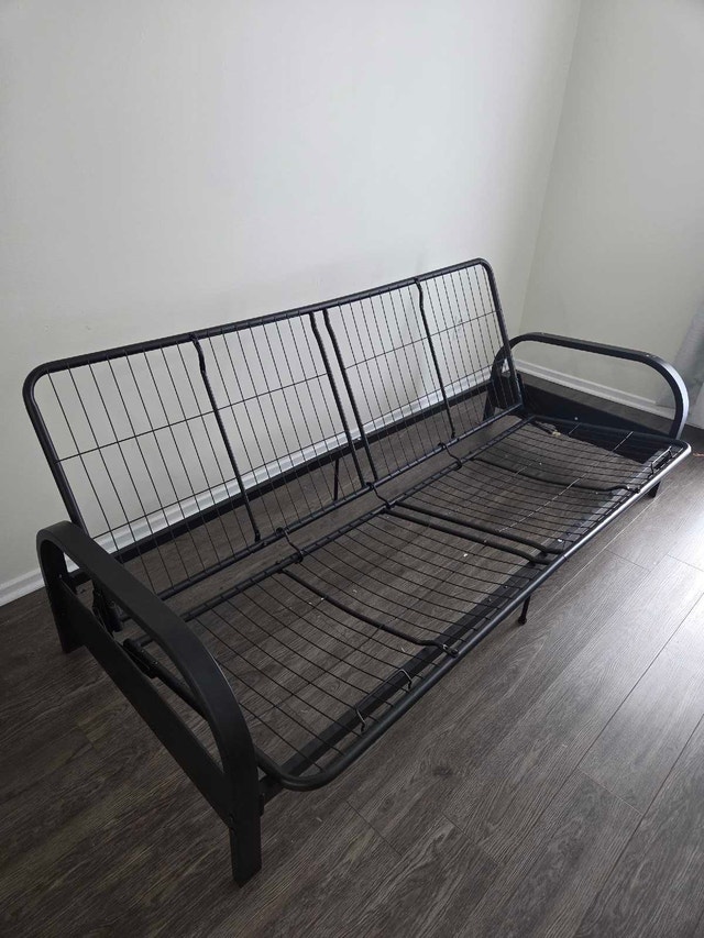 Queensize Sofa Bed - photo 3