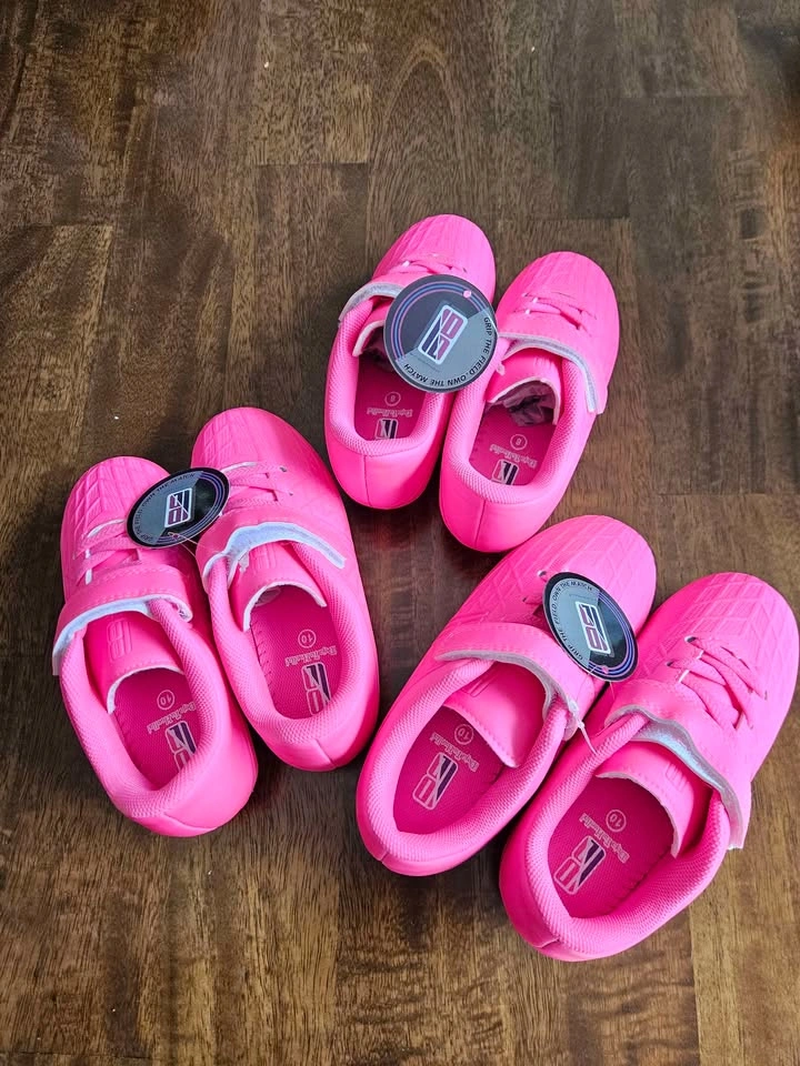 Kids' Pink Soccer Cleats & Double Digits Gift Bundle - photo 4