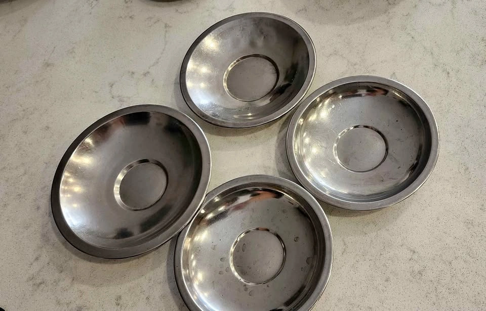 Stainless Steel Food Cover Plates / Small Serving Plates – Set o
