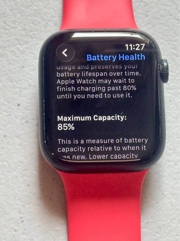 Apple Watch Series 8 – 45mm (GPS) - photo 2