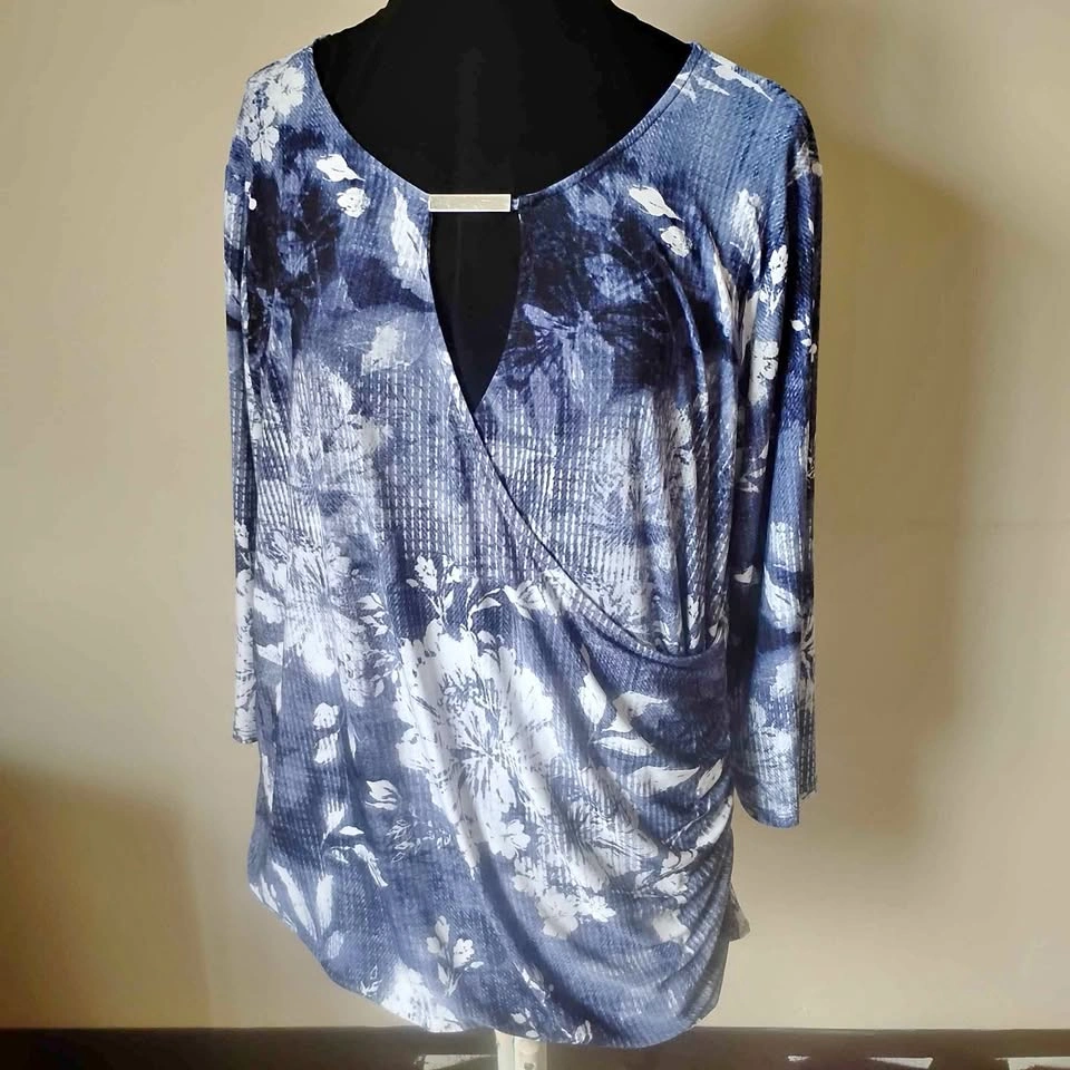 Ladies I.N.C Blue and White Stretchy Top