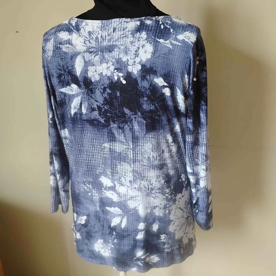 Ladies I.N.C Blue and White Stretchy Top - photo 2
