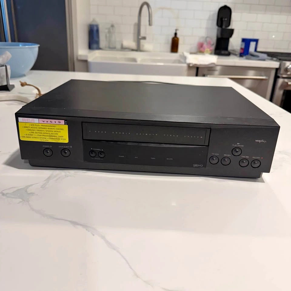 RCA VCR VHS Player VR519 Tested Works Cleaned No Remote