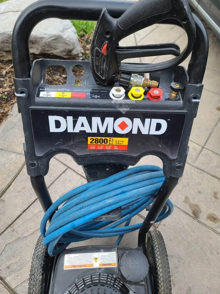 Diamond 2800 psi Pressure Washer - photo 2