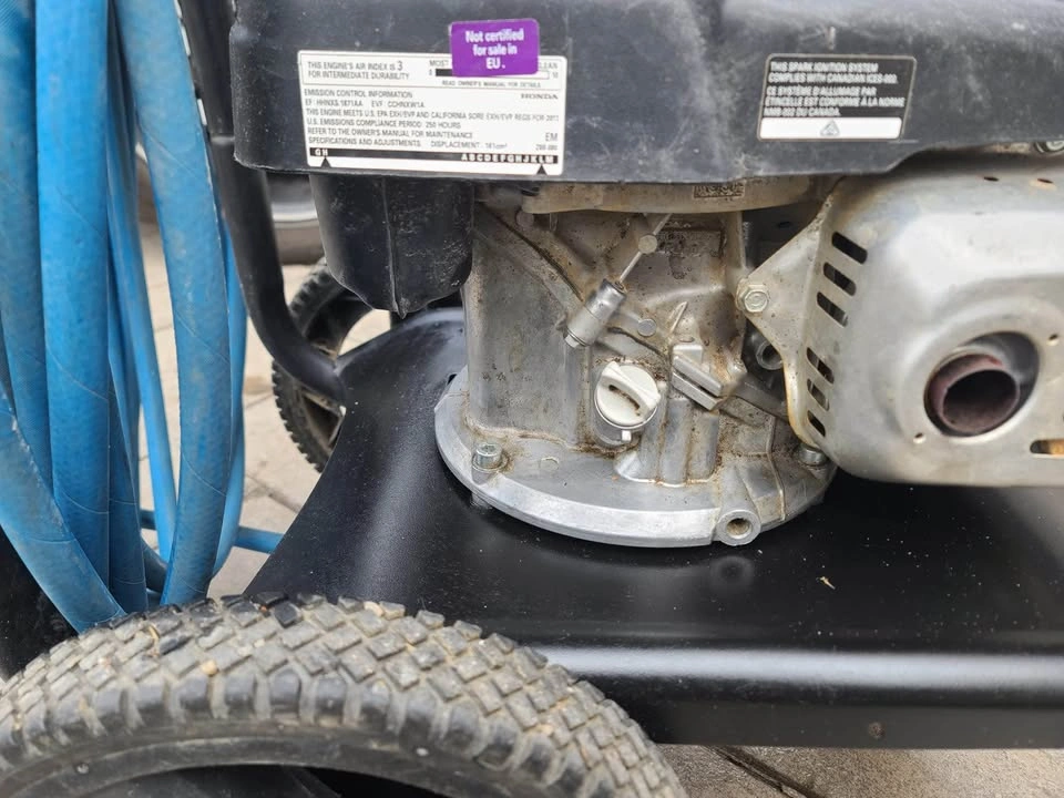 Diamond 2800 psi Pressure Washer - photo 3