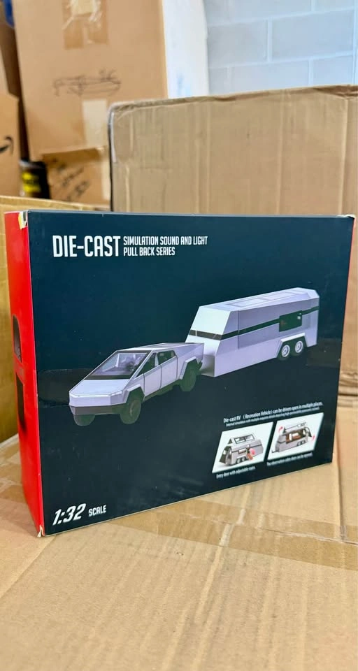 Tesla Cybertruck + RV Trailer 1:32 Scale Bulk Lot - photo 2