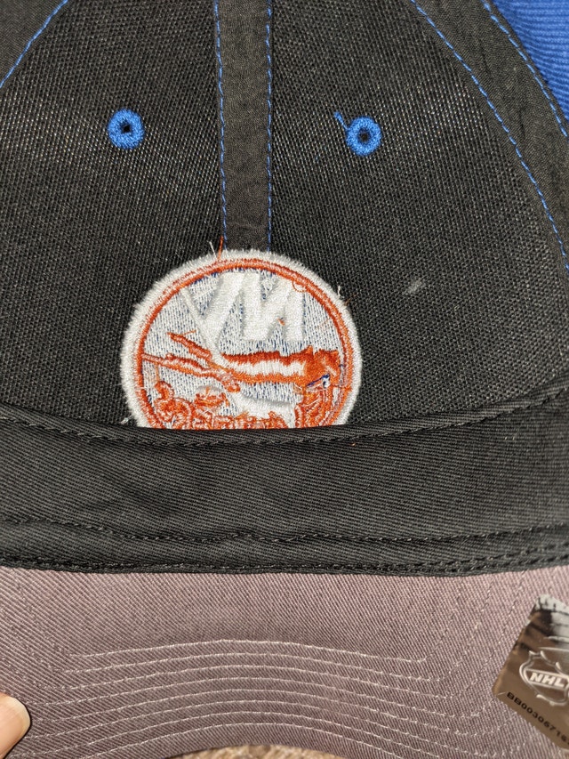 New York Islanders Hat - photo 4