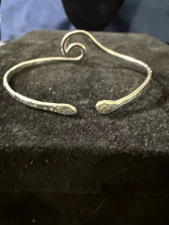 925 Hand Hammered Cuff Bracelet - photo 2