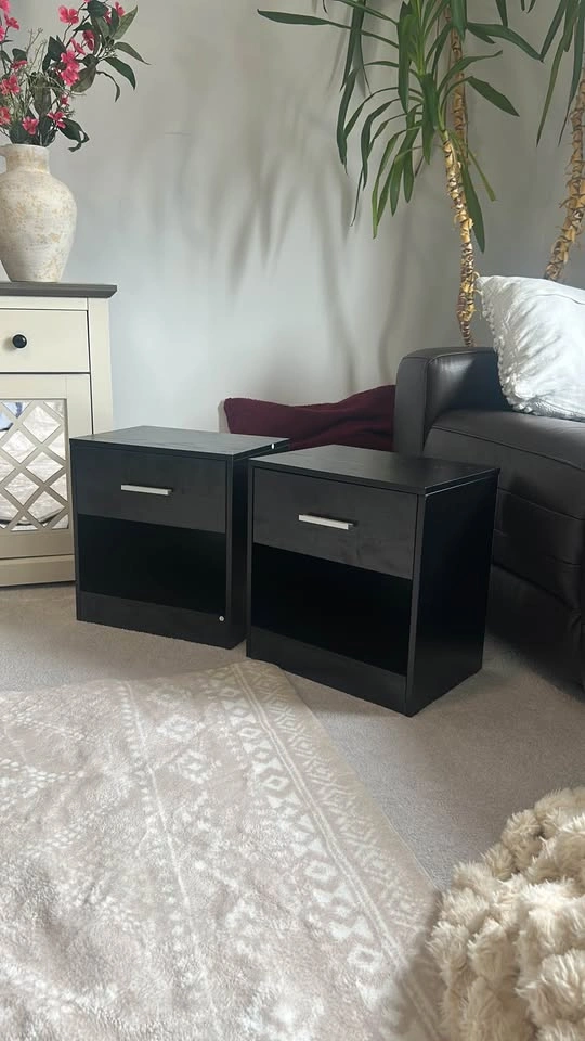 New Side Tables/End Tables/Nightstands, Set of 2 - photo 4