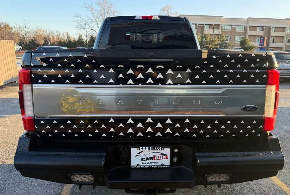 2017 Ford F250 Super Duty Platinum Crew Cab - photo 4