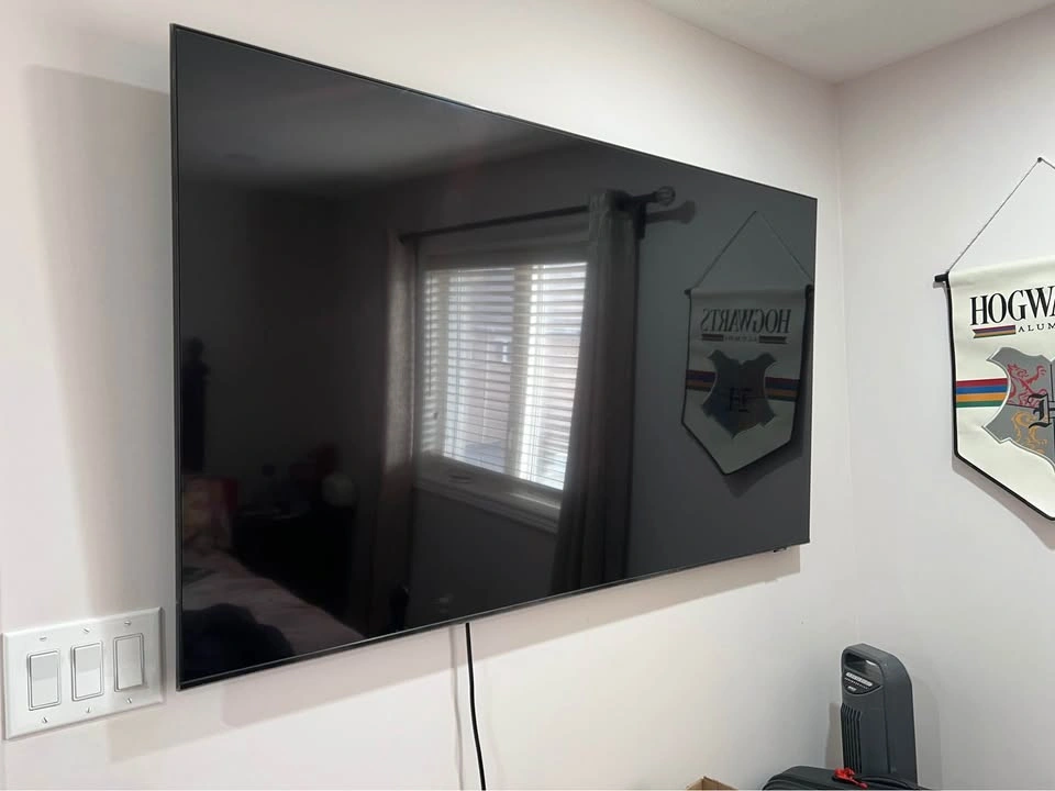 Samsung 65" Class AU8000 Crystal 4K UHD Smart TV - photo 2