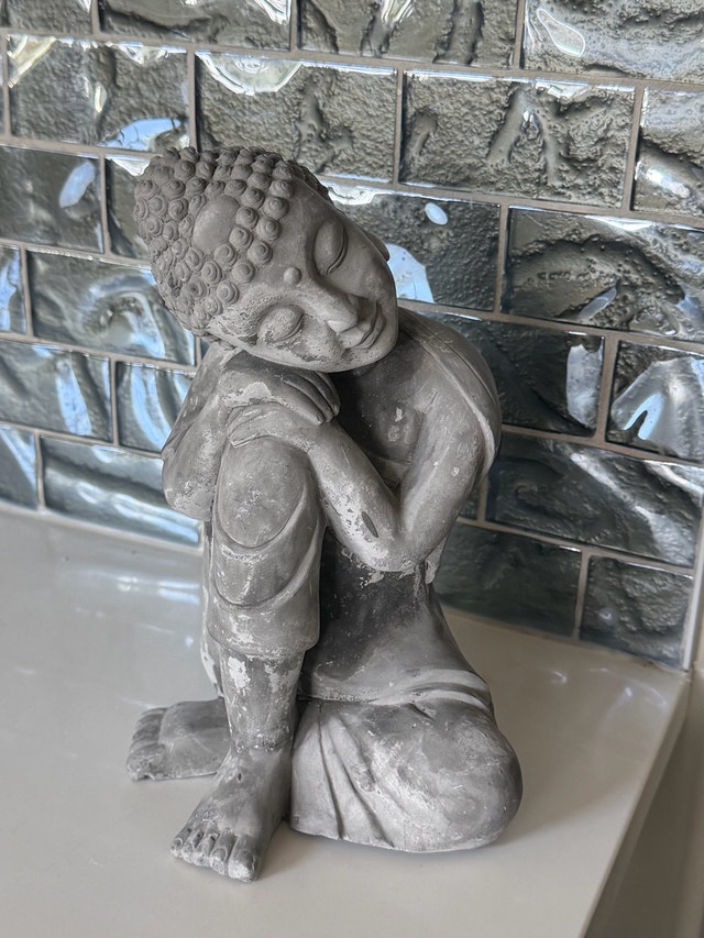 Stone-Grey Resting Buddha - photo 4