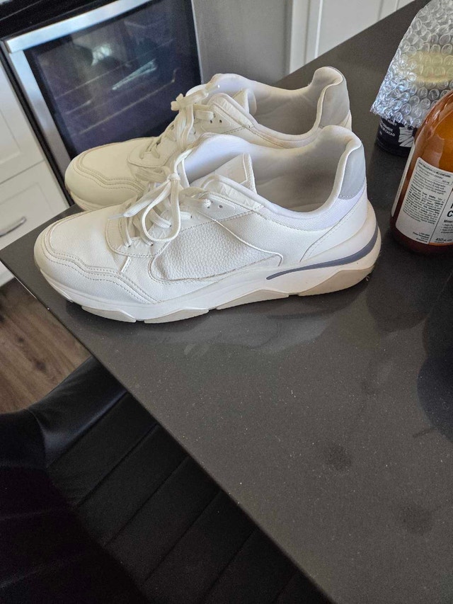 Mens white shoes Size 12, Supremely comfortable!!