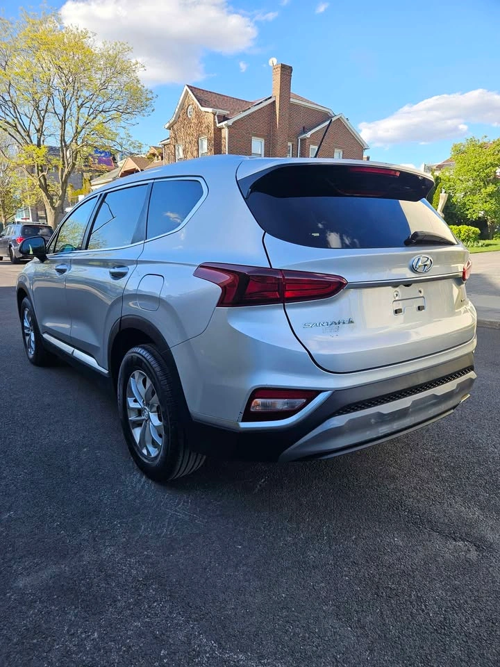 2019 Hyundai Santa Fe SE Sport Utility 4D - photo 3