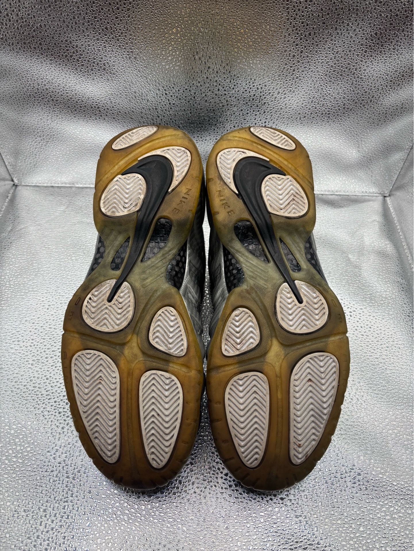 Nike Air Foamposite Pro Silver Surfer - photo 3