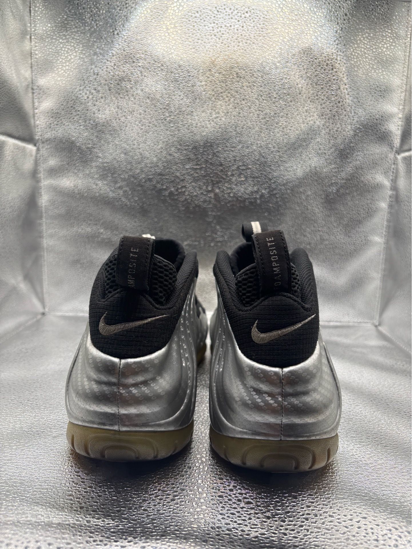 Nike Air Foamposite Pro Silver Surfer - photo 4
