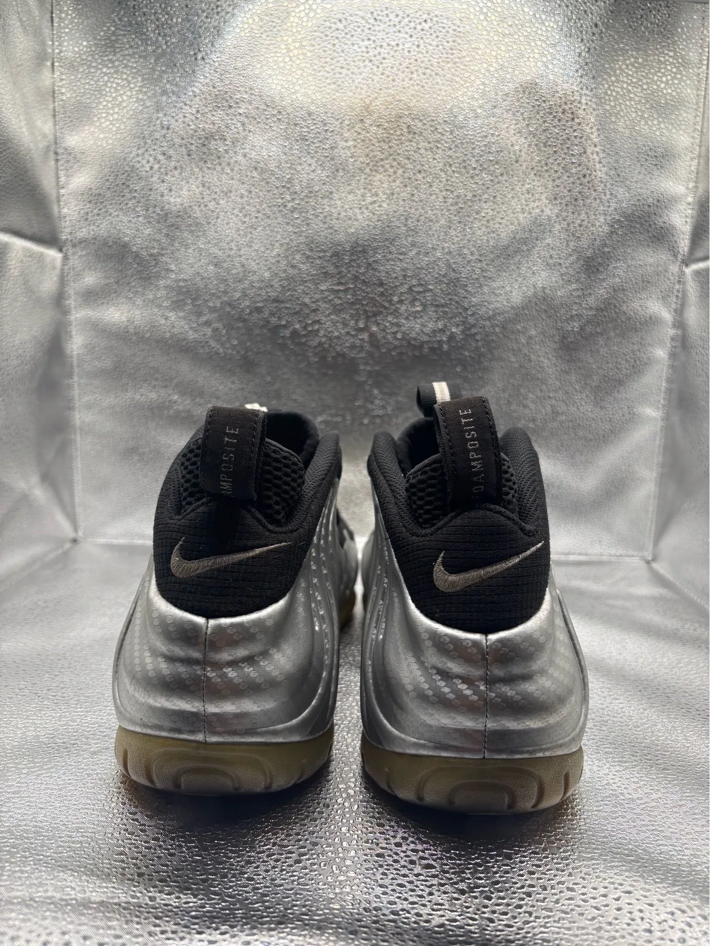 Nike Air Foamposite Pro Silver Surfer - photo 4