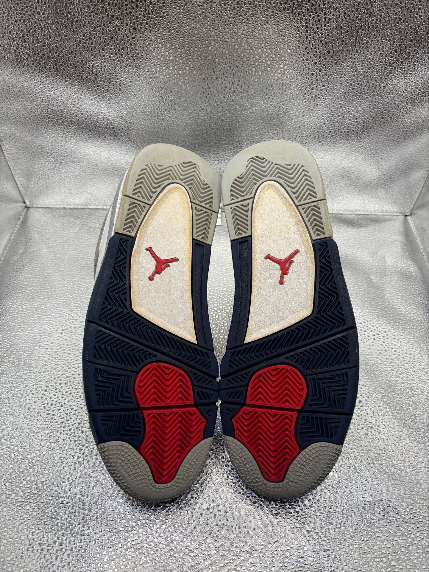 Air Jordan 4 Midnight Navy - photo 3