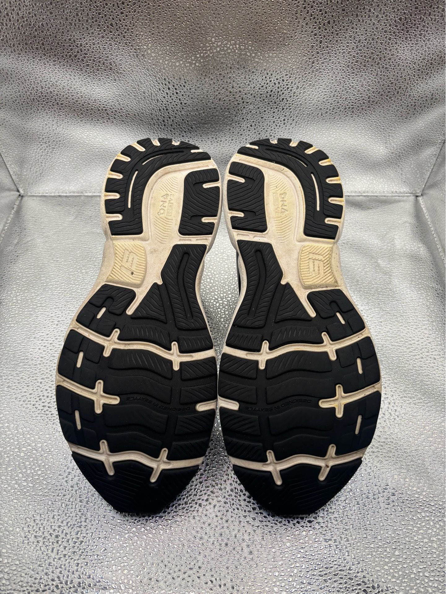 Brooks Ghost 15 Black White Running Shoes - photo 3