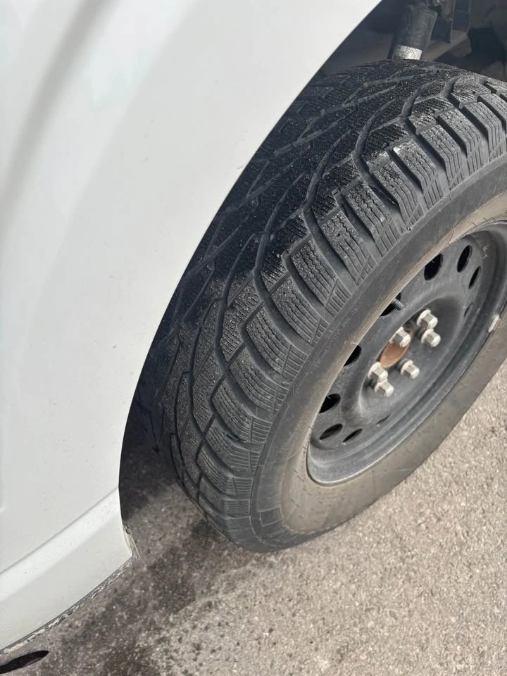 ❄️ Truck Winter Tires & Rims – Uniroyal Tiger Paw Ice - photo 5
