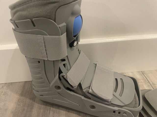 Aircast Ankle Walker Boot (Medium) - New - photo 5