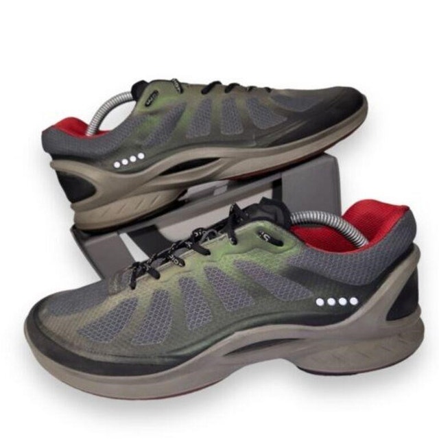 ECCO Men's Biom Fjuel Racer Running Shoes (Sz 7)