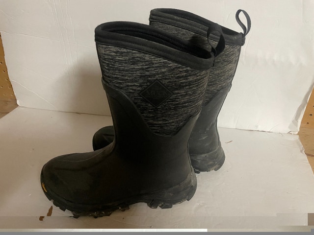 Womens Sz6 Insulated Neoprene Rain Boots - photo 2
