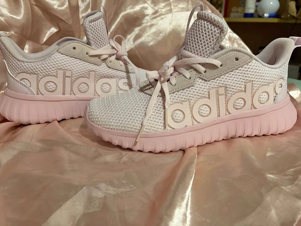 Brand New Adidas pink Kaptir size 8.5
