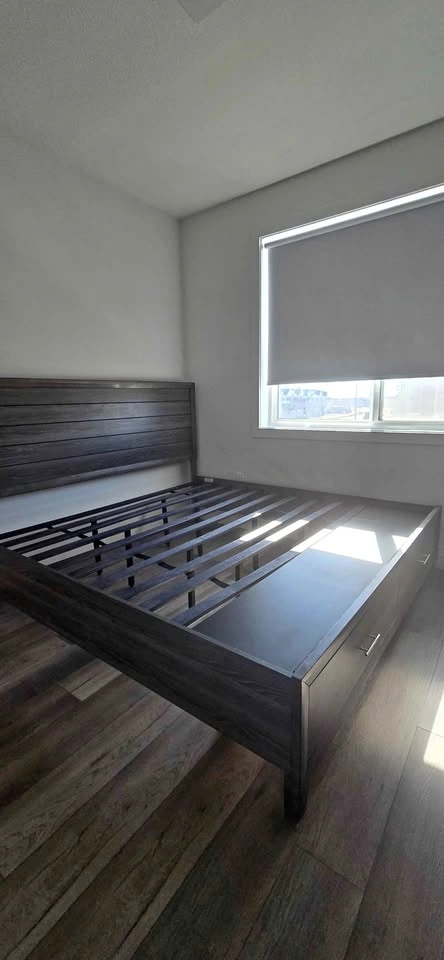 Full King-Size Bedroom Set