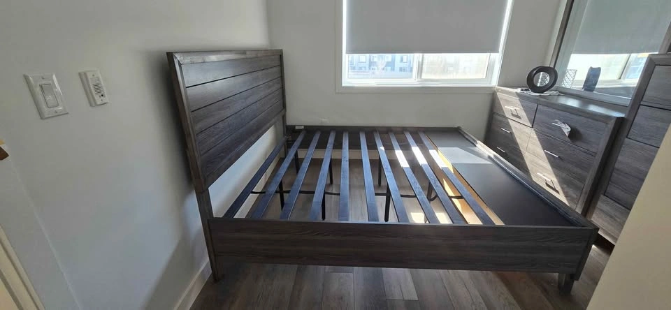 Full King-Size Bedroom Set - photo 3