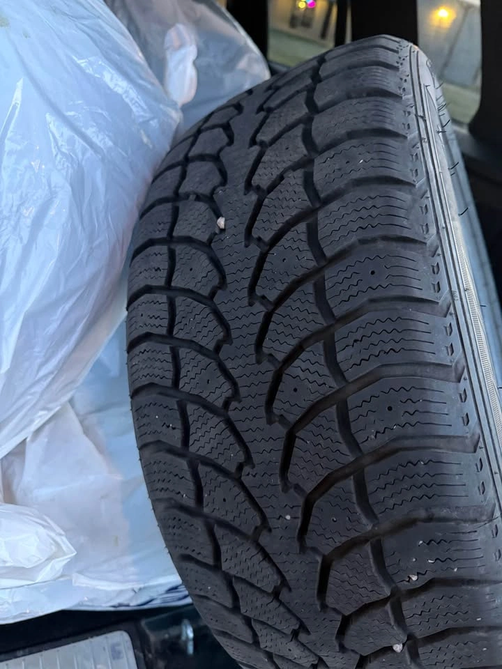 225/50R17 Winter Tire Set - photo 3