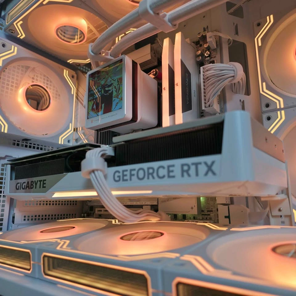 R7900X3D RTX5070Ti (32GB 2TB) Gaming PC - photo 3