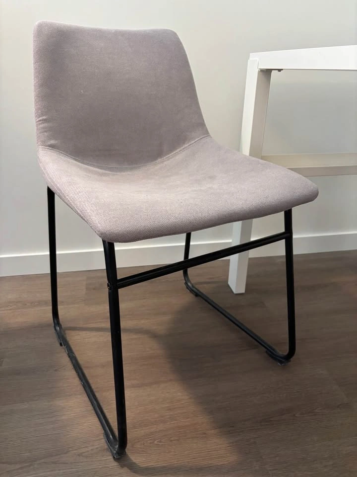 IKEA Desk + 2 Chairs Set - photo 4