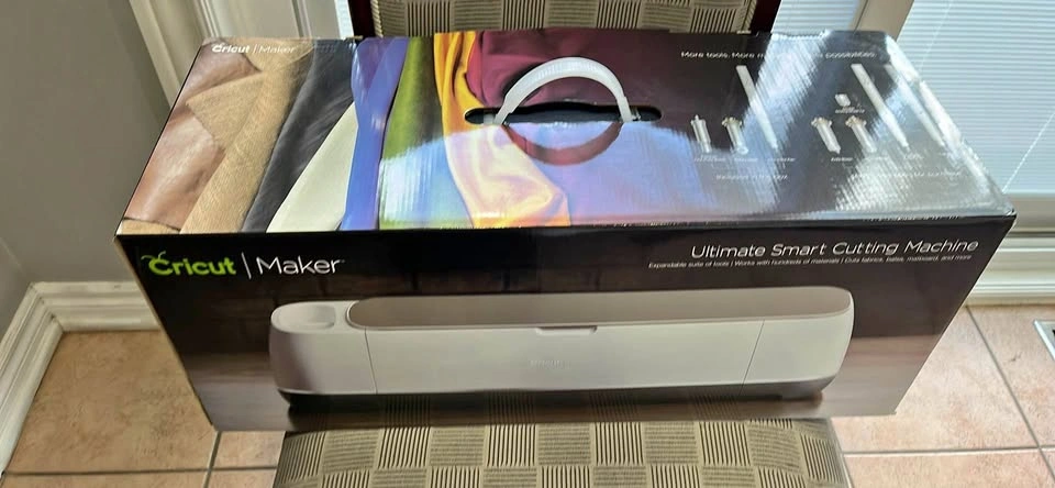 Cricut Maker Ultimate Smart Cutting Machine + Material Bundle